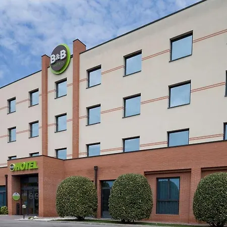 B&B Hotel Ferrara Hotell Ferrara