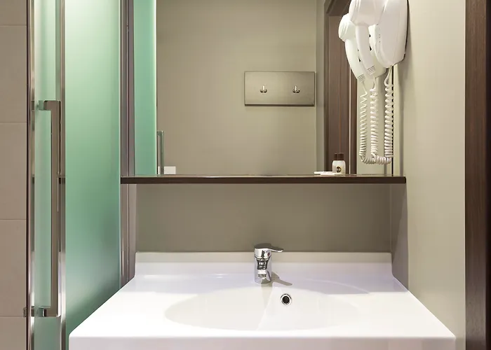 מלון B&B Hotel Ferrara