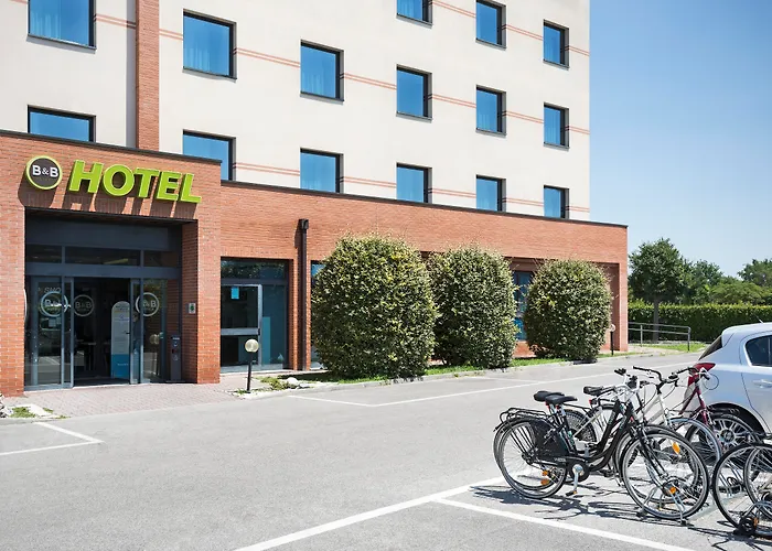מלון B&B Hotel Ferrara פררה