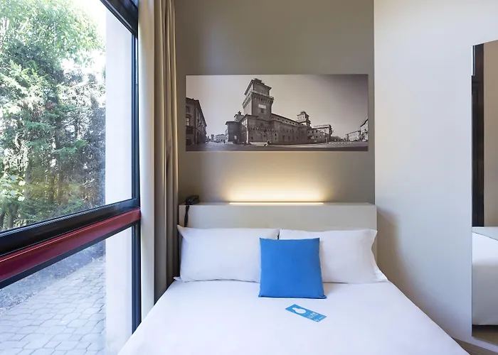 B&B Hotel Ferrara מלון