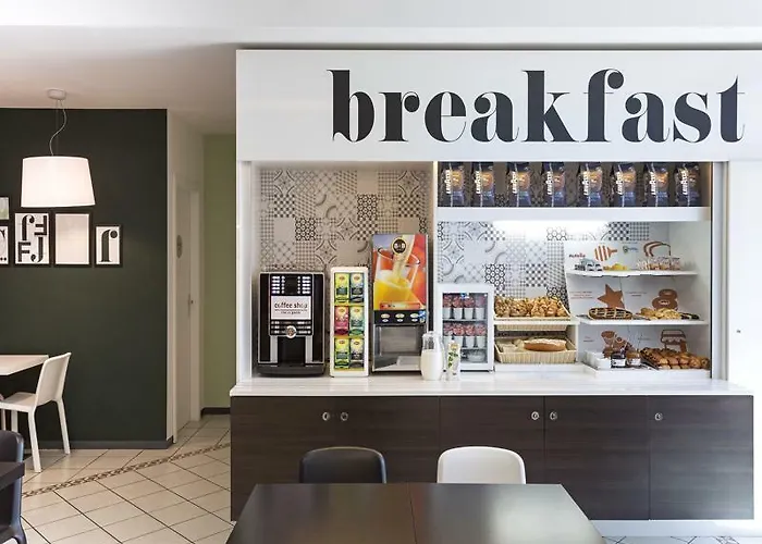 מלון B&B Hotel Ferrara