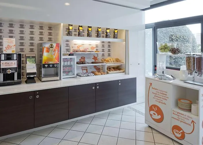 B&B Hotel Ferrara מלון