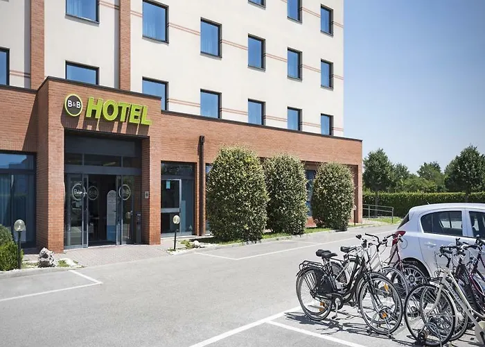 Szálloda B&B Hotel Ferrara Ferrara