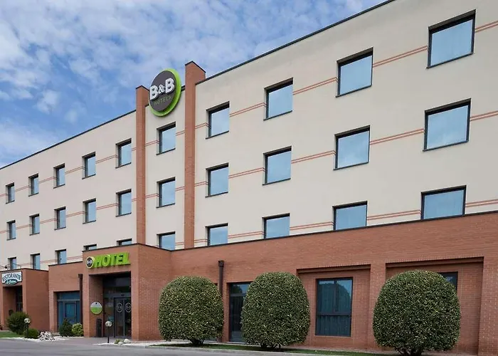 B&B Hotel Ferrara Szálloda Ferrara